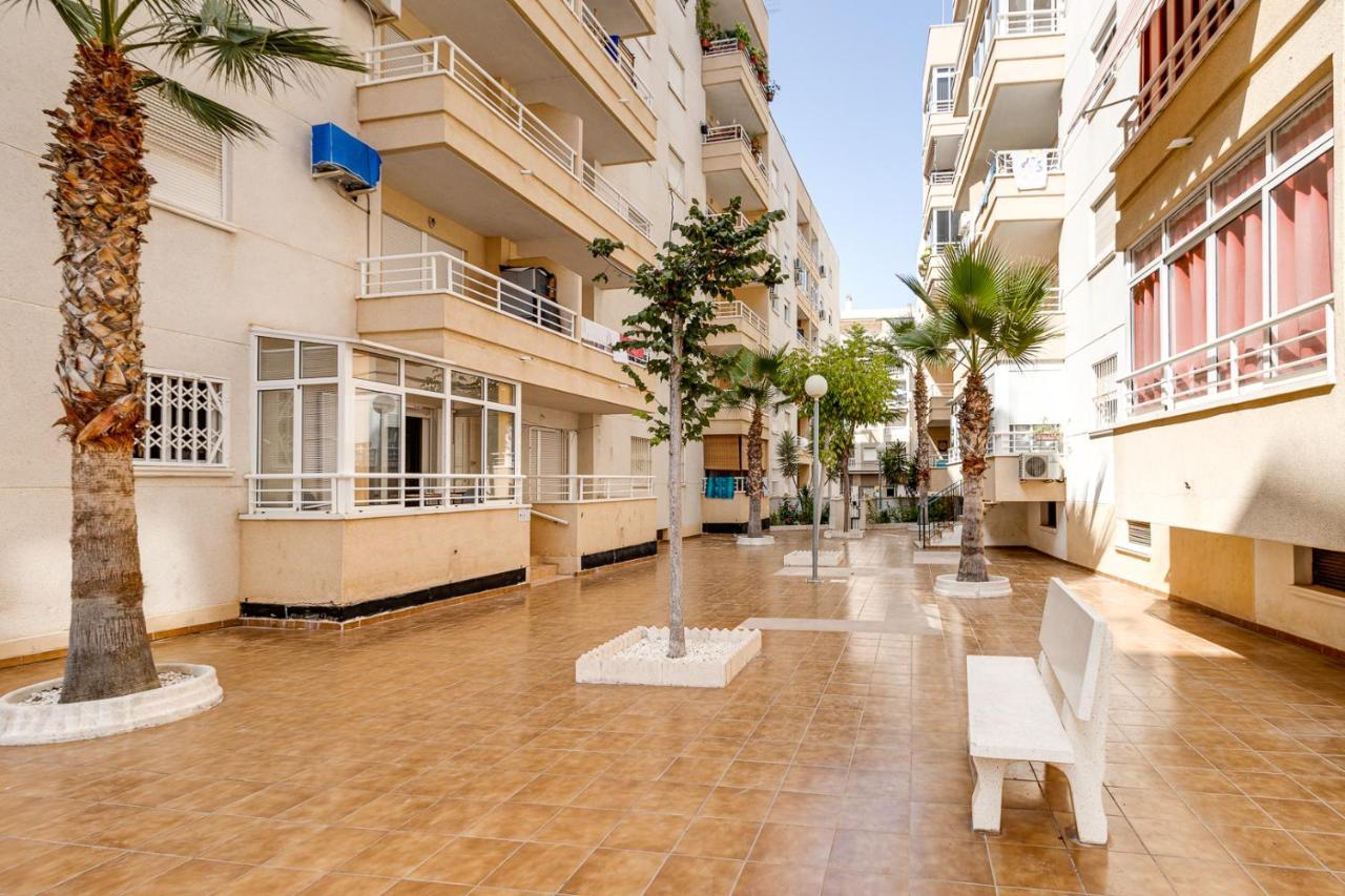 Apartamento La Loma 11 Torrevieja Eksteriør bilde
